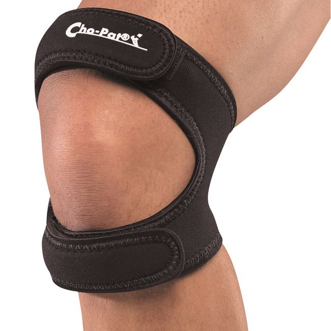 Mueller - Mueller Cho pat Dualaction Knee strap - Medium