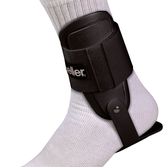 Mueller - Mueller Lite Ankle brace - black - one size